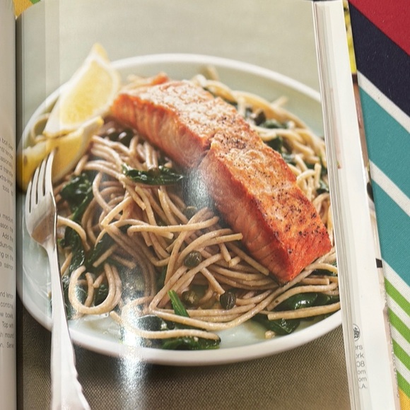 Giada's Kitchen: New Italian Favorites Cookbook - Picture 10 of 11